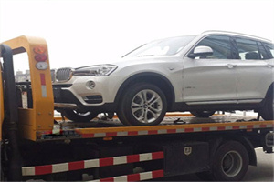东高地拖车24小时服务电话